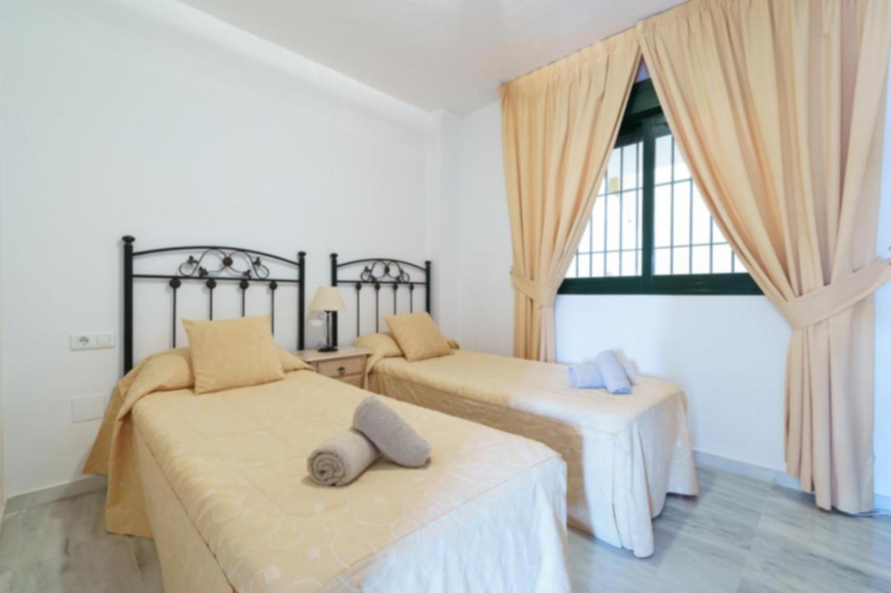 Appartement CT 136 - Cumbres de Riviera I à Sitio de Calahonda Extérieur photo