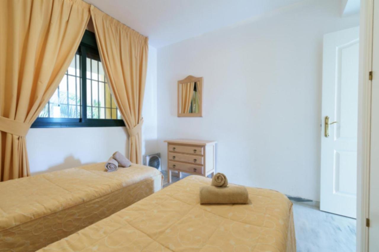 Appartement CT 136 - Cumbres de Riviera I à Sitio de Calahonda Extérieur photo